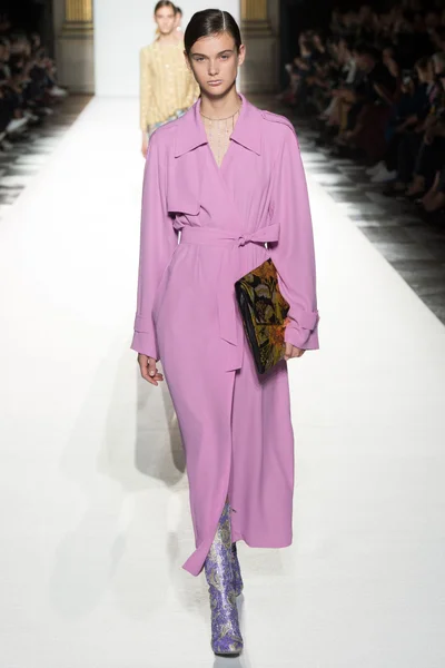 Look 47
